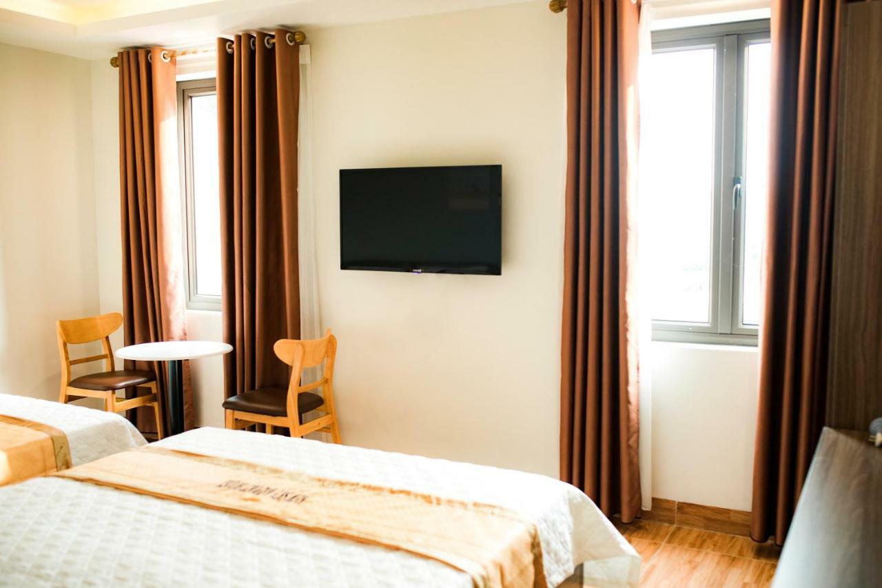 นิวสกาย แอร์พอร์ต โฮเต็ล Hotel โหน่ยบ่าย ภายนอก รูปภาพ