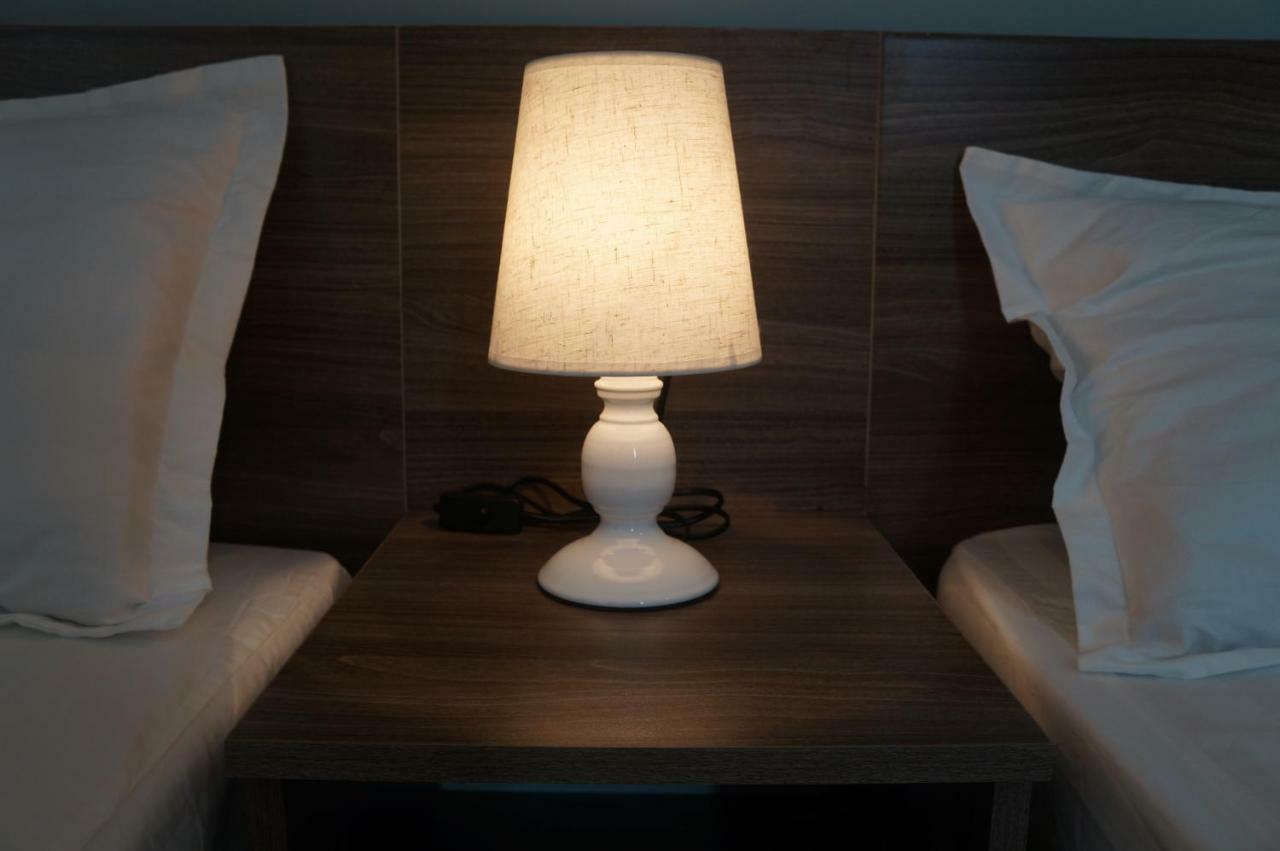 นิวสกาย แอร์พอร์ต โฮเต็ล Hotel โหน่ยบ่าย ภายนอก รูปภาพ